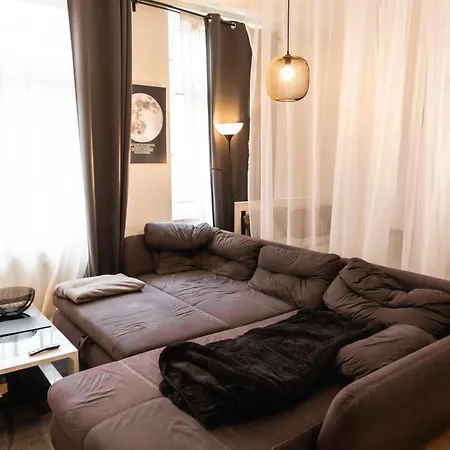 M House Komfortables Mit Doppelbett & Schlafsofa Fuer Max 3 Pers Homestay